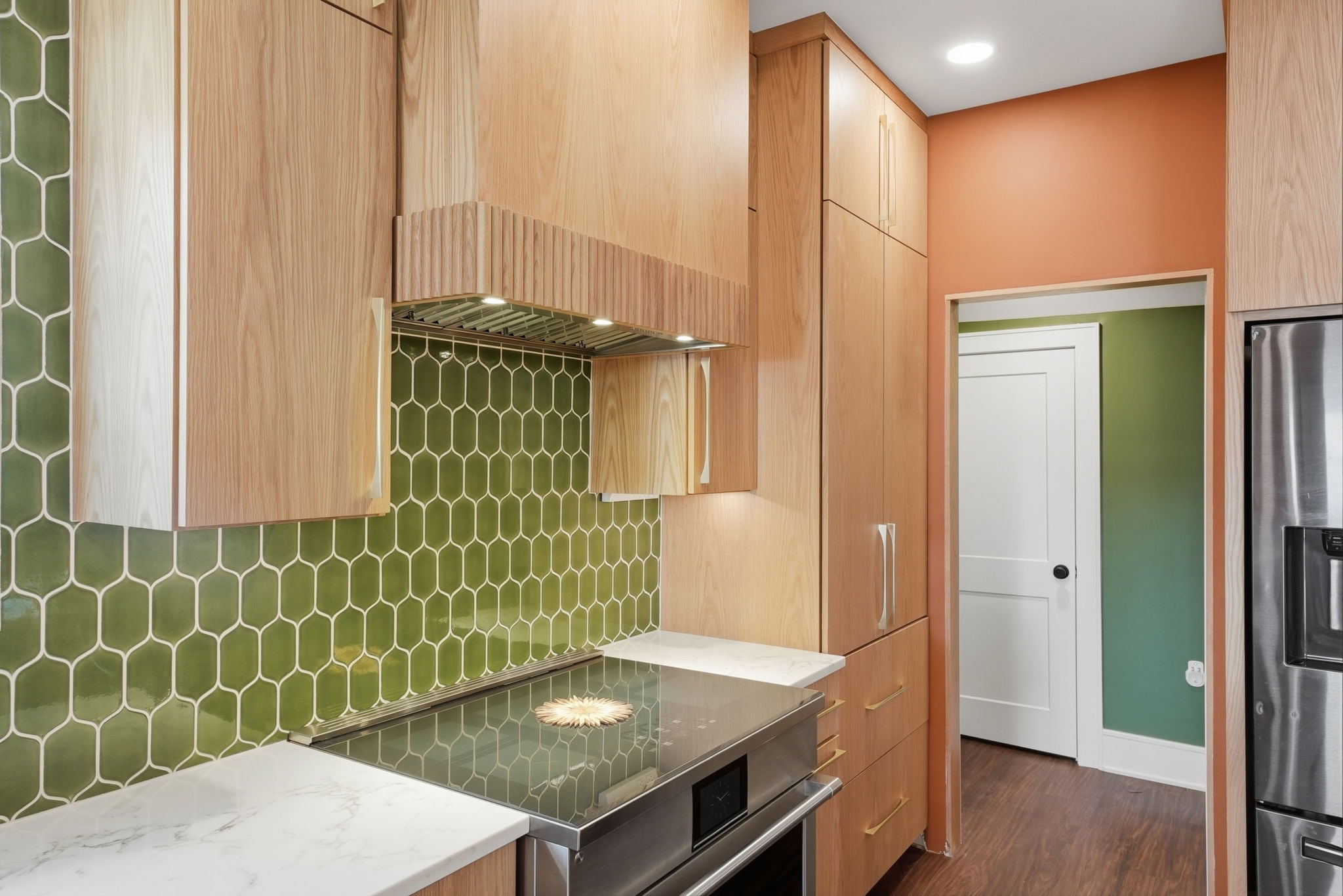 kitchen-remodel-grandview-after-jsbrownco-25024 (10)