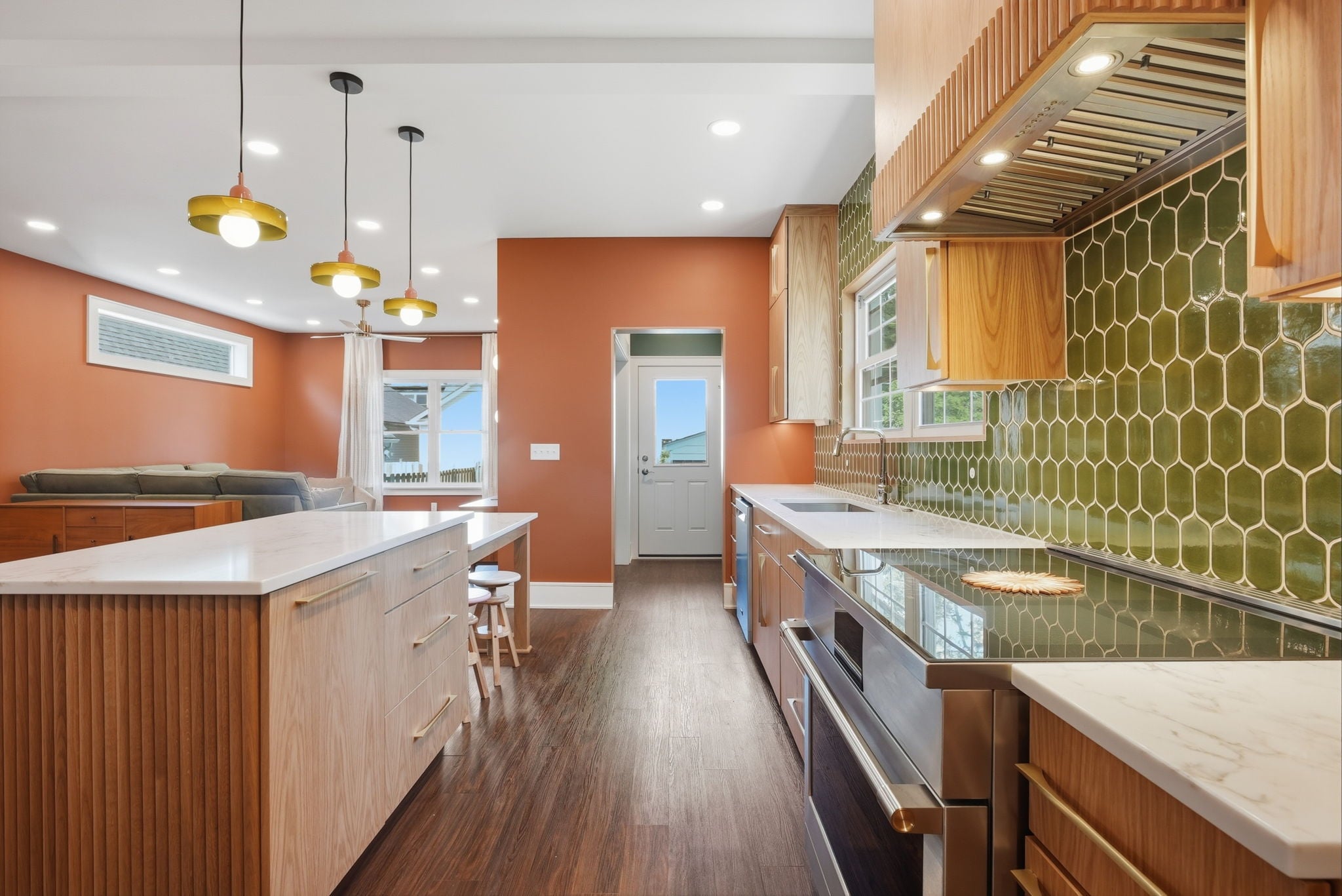 kitchen-remodel-grandview-after-jsbrownco-25024 (7)